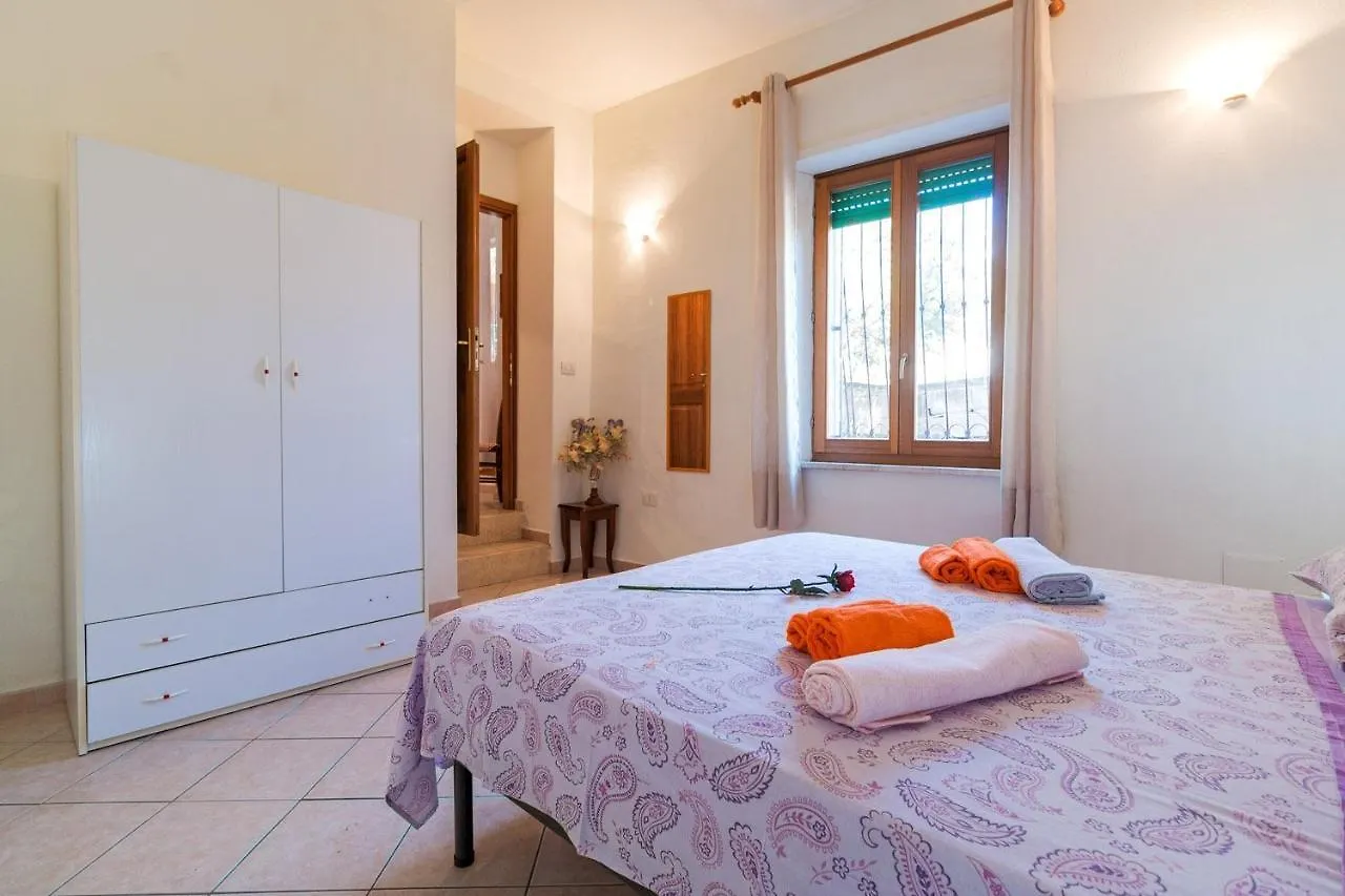 Appartamento Casa Mare Calmo Relax per 2 Cala Gonone 0*,  Italia